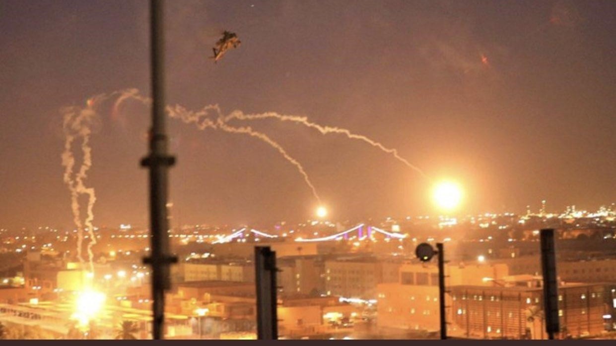 القصف الصاروخي على المنطقة الخضراء وسط بغداد مساء الاثنين