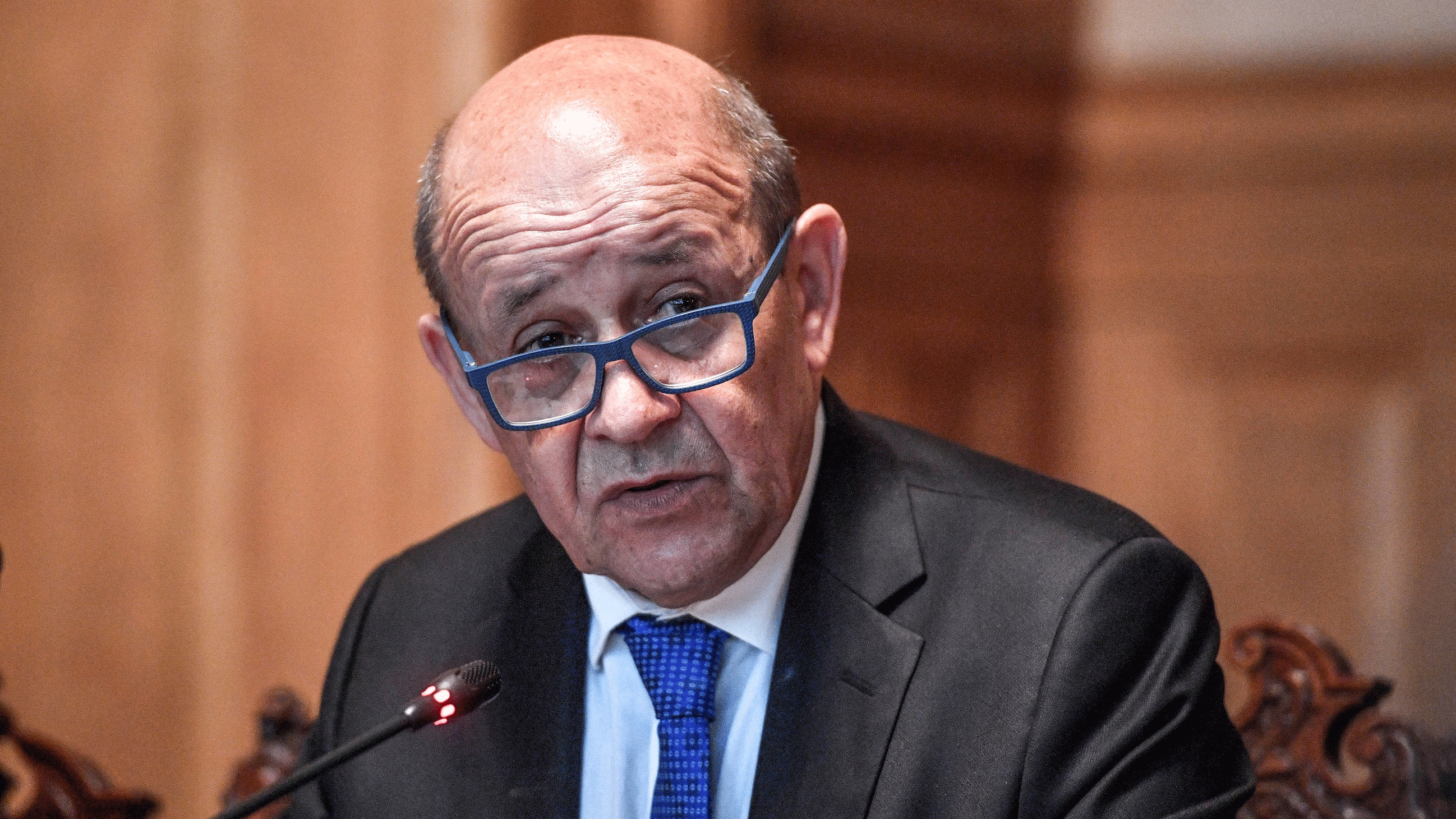 وزير الخارجية الفرنسي جان-إيف لودريان