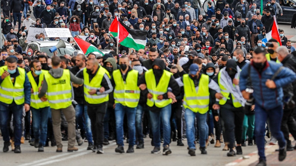 مسيرة لعرب إسرائيل للمطالبة باتخاذ إجراءات ضد الجريمة المنظمة