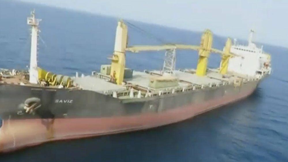 السفينة الإيرانية سافيز التي قصفتها إسرائيل