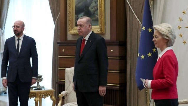 قيادة الاتحاد الأوروبي تعرب لأردوغان عن قلقها من انتهاك حقوق الإنسان في تركيا