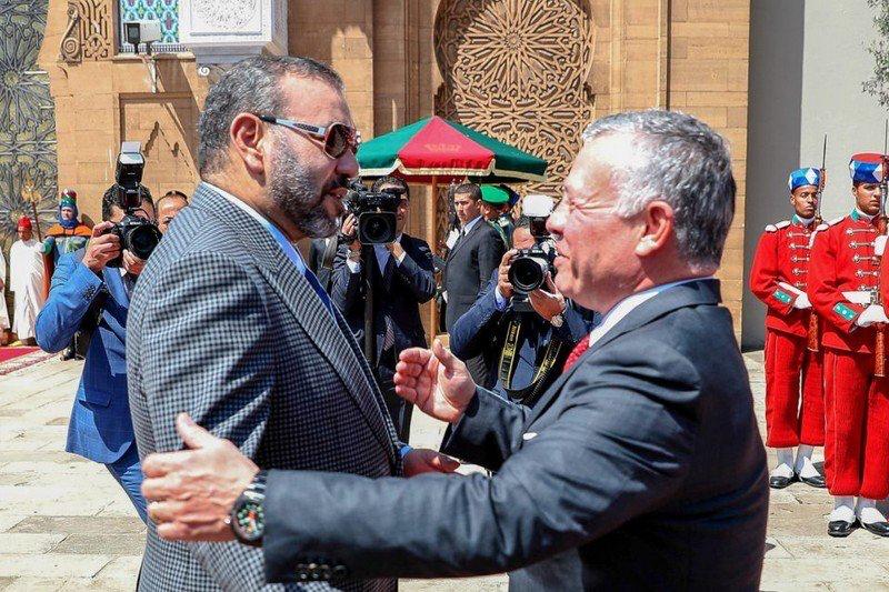 العاهلان المغربي والاردني في لقاء سابق بالمغرب