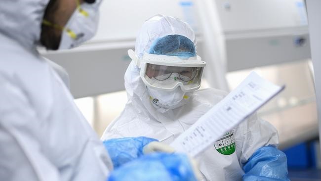 استبعاد فرضية تسرب الفيروس من مختبر في ووهان
