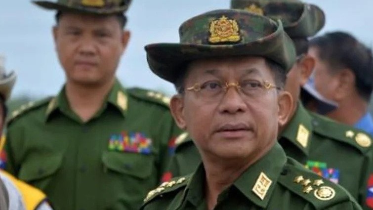  الجنرال مين أونغ هلاينغ في صورة مؤرخة في 29 آب/أغسطس 2018 في نايبييداو