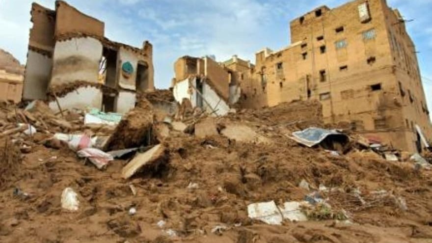  صورة لمباني متضررة في مدينة تريم التاريخية في وسط اليمن في 3 أيار/مايو 2021