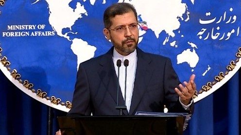 المتحدث باسم الخارجية الايرانية خلال مؤتمرة الصحفي الاثنين 