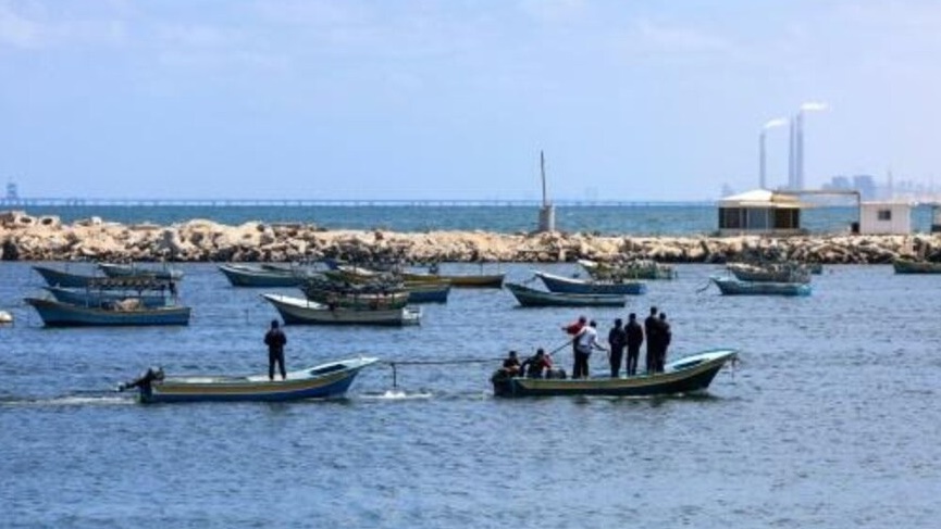 صيادون في غزة يحاولون العودة الى حياتهم اليومية