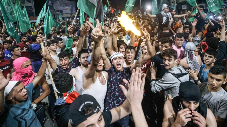احتفالات في غزة بعد إعلان وقف إطلاق النار