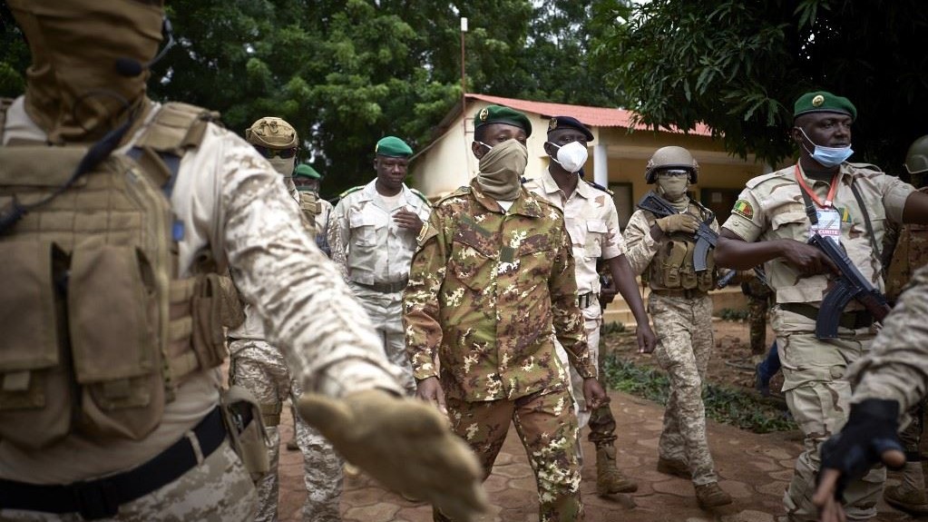 حكم عسكري انتقالي في مالي