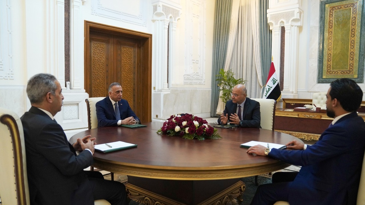 الرؤساء العراقيون الاربعة خلال اجتماعهم الخميس لبحث تجاوزات المليشيات على الدولة