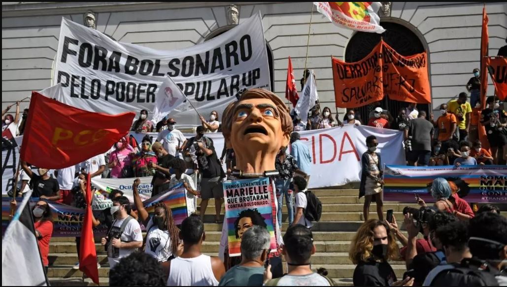 مظاهرة مناهضة للرئيس البرازيلي جايير بولسونارو في ريو دي جانيرو، 29 أيار/ مايو 2021