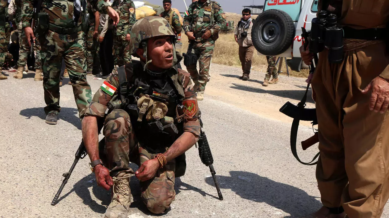مقاتلون أكراد (بيشمركة) في الموصل