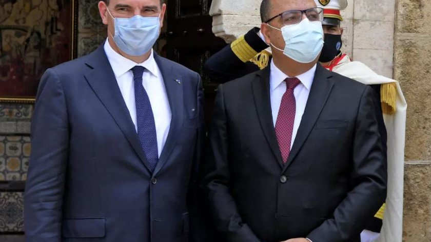 رئيس الوزراء الفرنسي جان كاستيكس ونظيره التونسي هشام المشيشي في تونس في 3 يونيو 2021