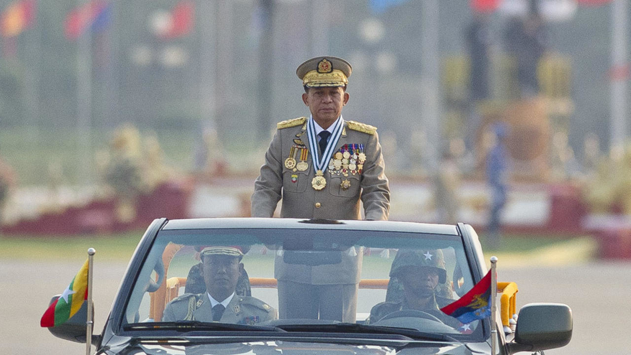 مين أونج هلاينغ قائد الانقلاب العسكري في بورما