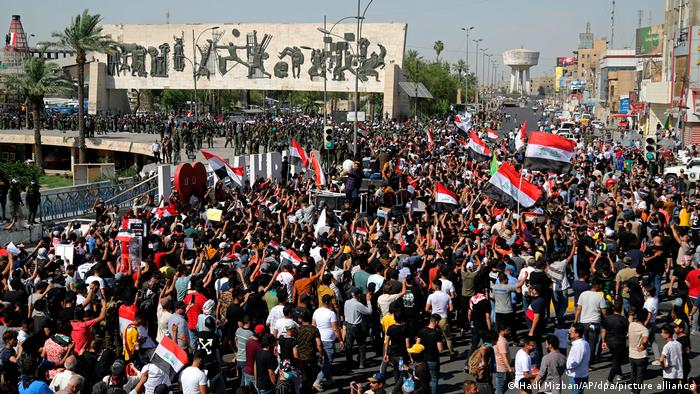 تظاهرت في وسط بغداد 25 مايو الماضي للمطالبة بمحاسبة قتلة الناشطين