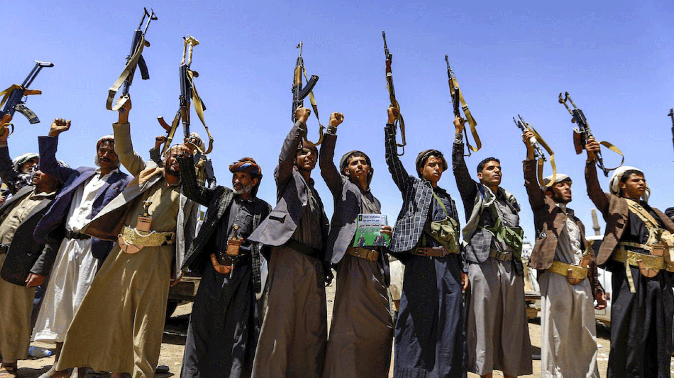 الولايات المتحدة تفرض عقوبات على الحوثيين لمواصلتهم هجماتهم العسكرية