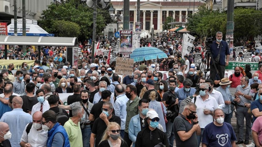 متظاهرون في أثينا. 10 حزيران/يونيو 2021.