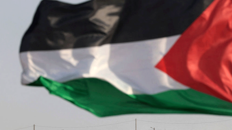 وفاة ناشط فلسطيني معارض للسلطة بعيد اعتقاله على يد الأجهزة الأمنية