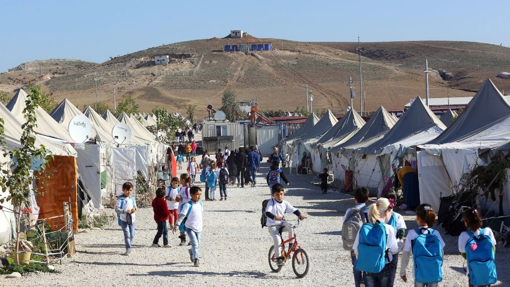 أحد مخيمات اللاجئين السوريين في تركيا. كانون الأول/ديسمبر 2015