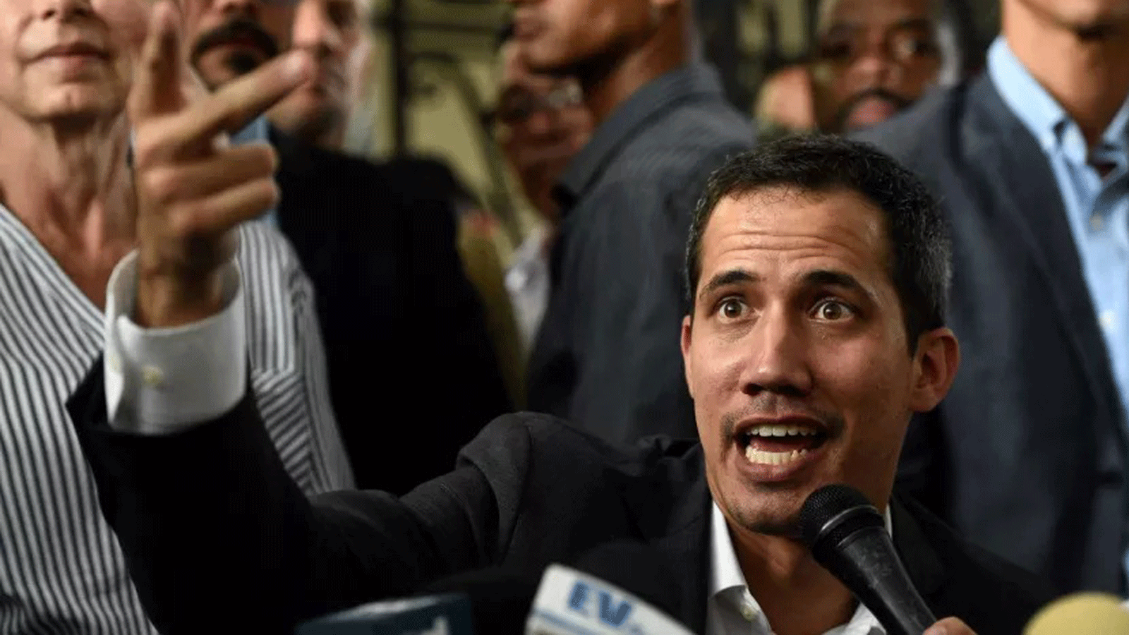 زعيم المعارضة الفنزويلية والرئيس الذي نصب نفسه بالوكالة خوان غوايدو في مؤتمر صحفي في كاراكاس 5 آذار/مارس 2019