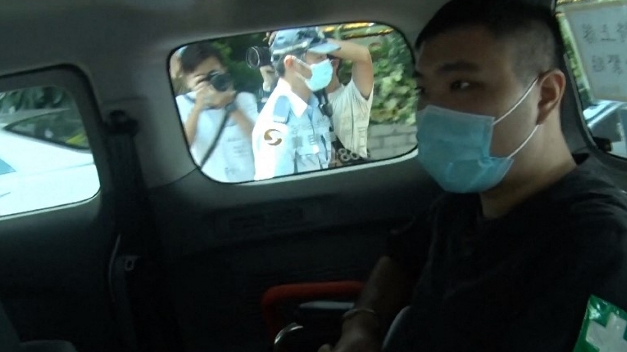 تونغ ينغ كيت- 24 عامًا والذي أُدين يوم الثلاثاء 27 تموز/ يوليو 2021 بالإرهاب والتحريض على الانفصال.