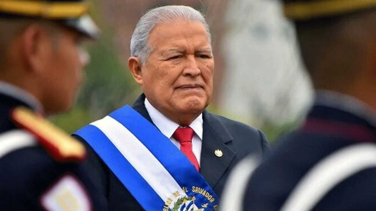 رئيس السلفادور السابق سلفادور سانشيز سيرين (أرشيفية)