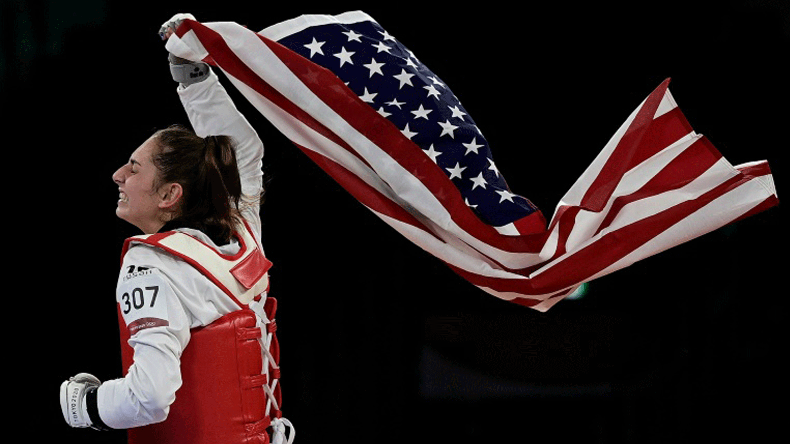 أناستازيا زولوتيك أول أميركية تفوز بميدالية ذهبية في التايكواندو بعد تتويجها بفئة -57 كلغ في أولمبياد طوكيو بتاريخ 25 تموز/يوليو 2021