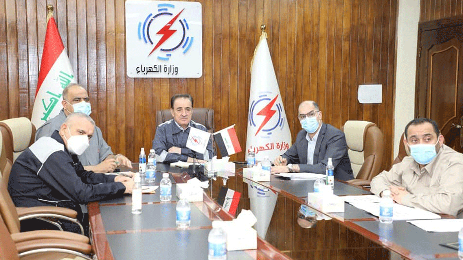 مسؤولو وزارة الكهرباء العراقية خلال مباحثاتهم الافتراضية مه هيئة الربط لمجلس التعاون الخليجي