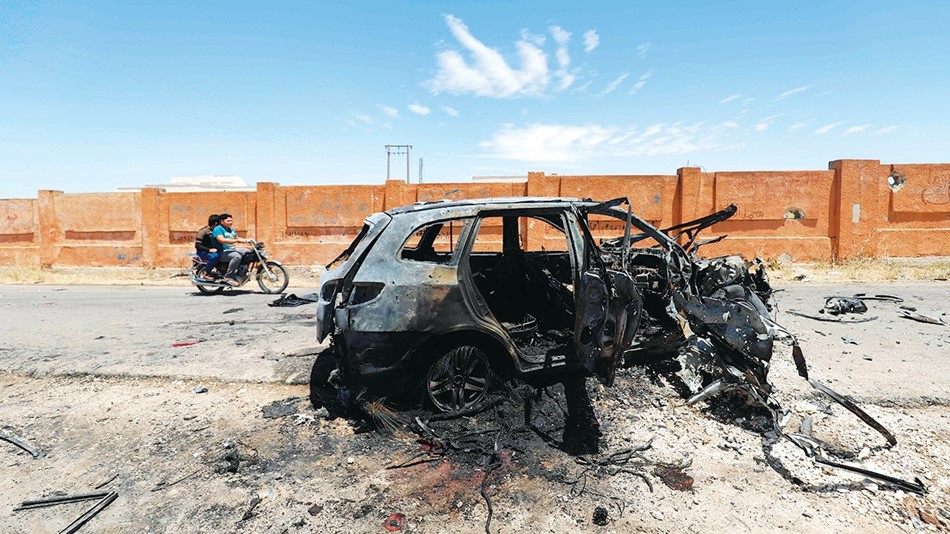 رغم الخوف والقصف اليومي، ينتقل السوريون من مناطق النظام إلى مناطق المعارضة هربًا من تردي الظروف المعيشية