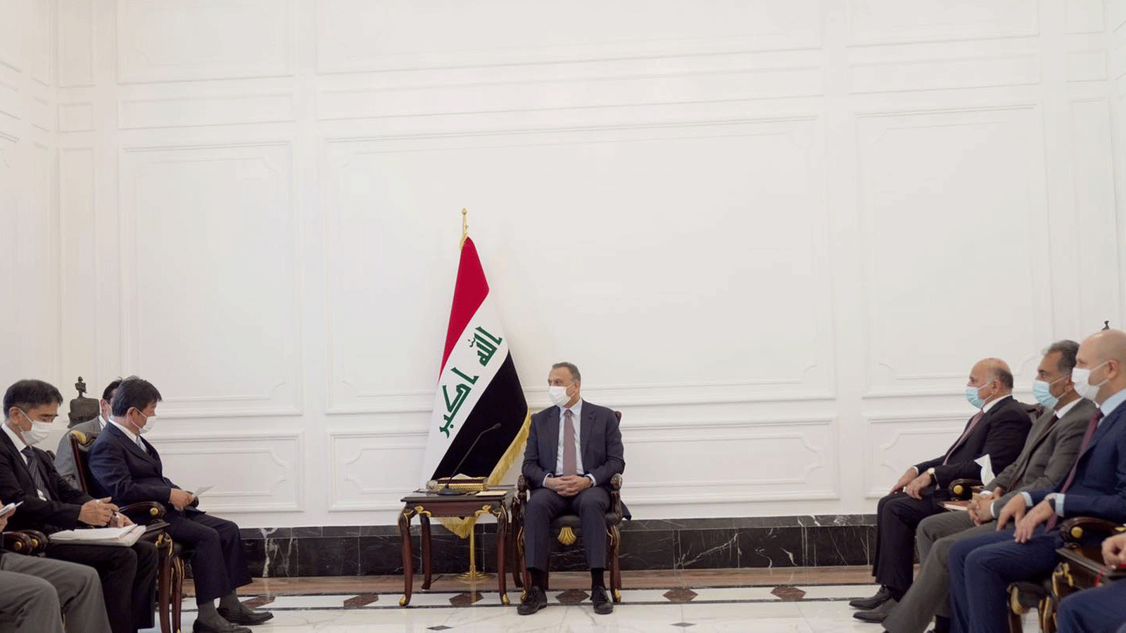الكاظمي ملتقيا في بغداد السبت 21 أغسطس 2021 مع وزير الخارجية الياباني (الصورة من رئاسة الحكومة)