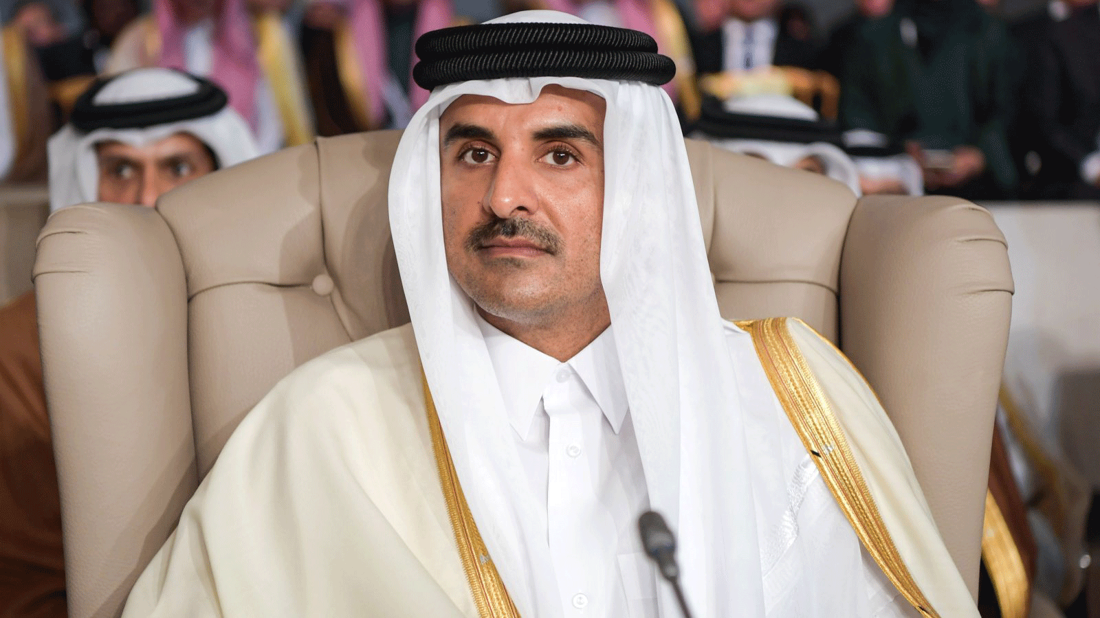 أمير قطر الشيخ تميم بن حمد آل ثاني يحضر الجلسة الافتتاحية للقمة الثلاثين لجامعة الدول العربية في العاصمة التونسية. 31 آذار/ مارس 2019.