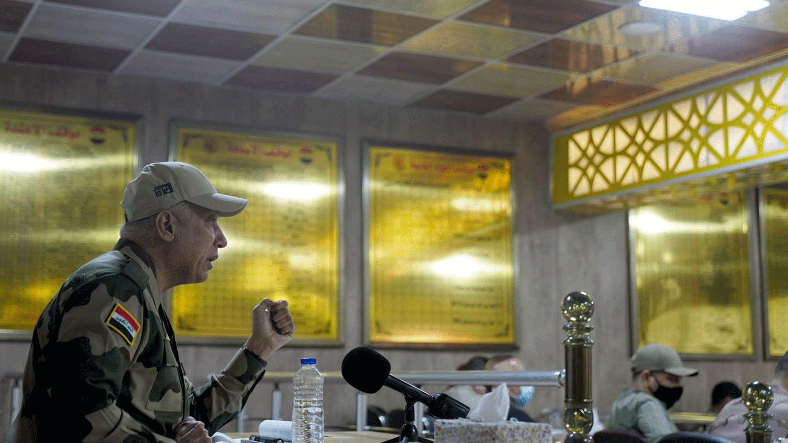 الكاظمي معلناً عن عملية أمنية في مناطق حزام بغداد. الاثنين 23 آب/ أغسطس (الصورة من اعلام الحكومة)