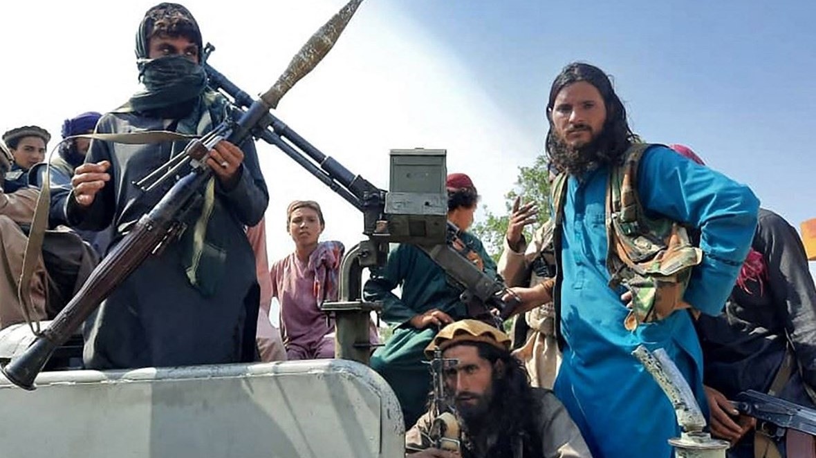 عناصر تابعة لحركة طالبان قبل دخولها كابول