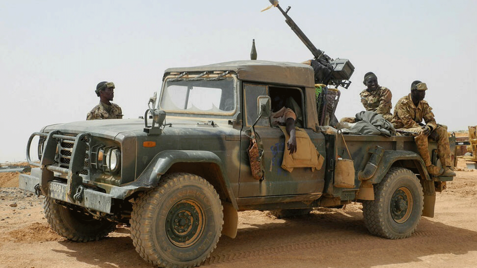 جنود ماليون في أنديرامبوكان، بالقرب من الحدود مع النيجر، 22 آذار / مارس 2019. 