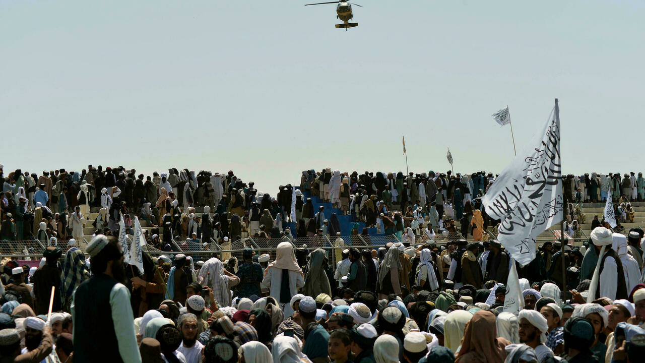 أنصار طالبان يتجمعون للاحتفال بانتصار الحركة في قندهار في 1 أيلول/سبتمبر 2021