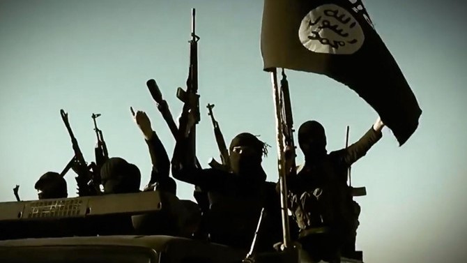 صورة من الأرشيف لمسلحين تابعين لتنظيم داعش