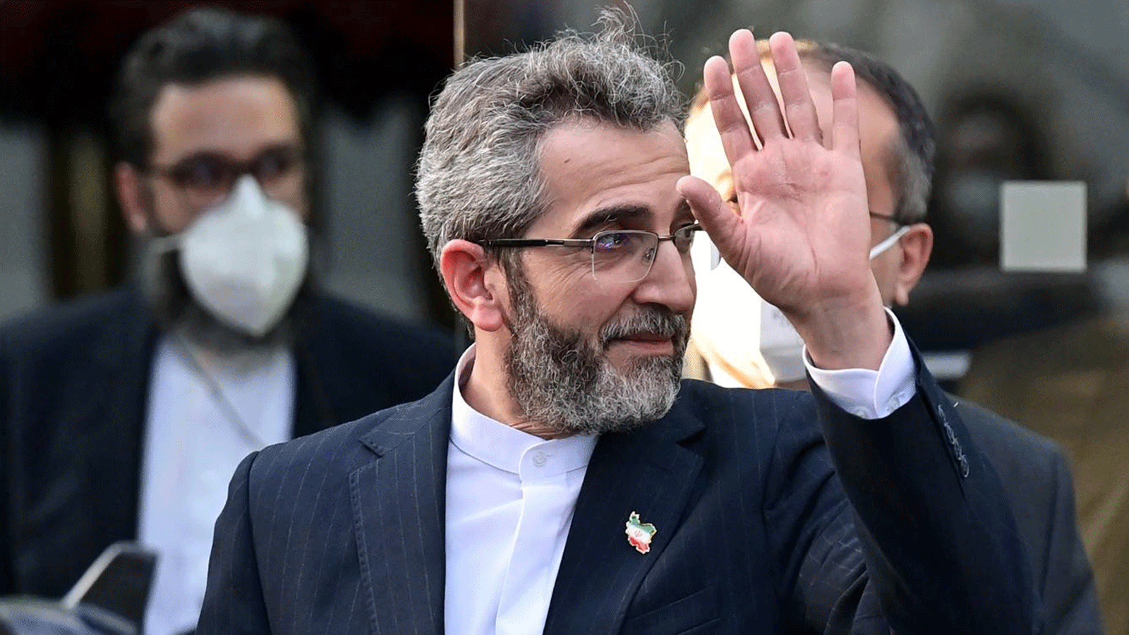 كبير المفاوضين النوويين الإيرانيين علي باقري كاني يغادر قصر كوبورغ. في فيينا 3 كانون الأول/ ديسمبر 2021