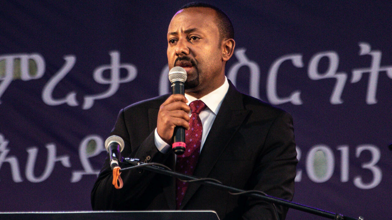 رئيس الوزراء الإثيوبي أبيي أحمد يلقي كلمة في أديس أبابا، في 13 حزيران/يونيو 2021