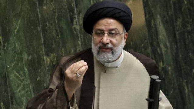 الرئيس الإيراني المتشدد إبراهيم رئيسي