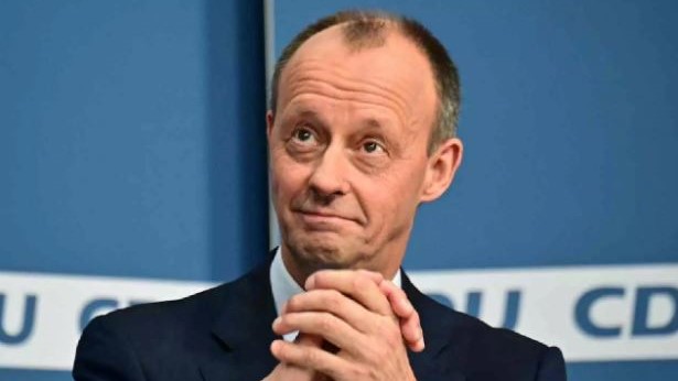 فريدريش ميرتس، الرئيس الجديد لحزب الاتحاد المسيحي الديموقراطي المحافظ في ألمانيا خلفًا لأنجيلا ميركل