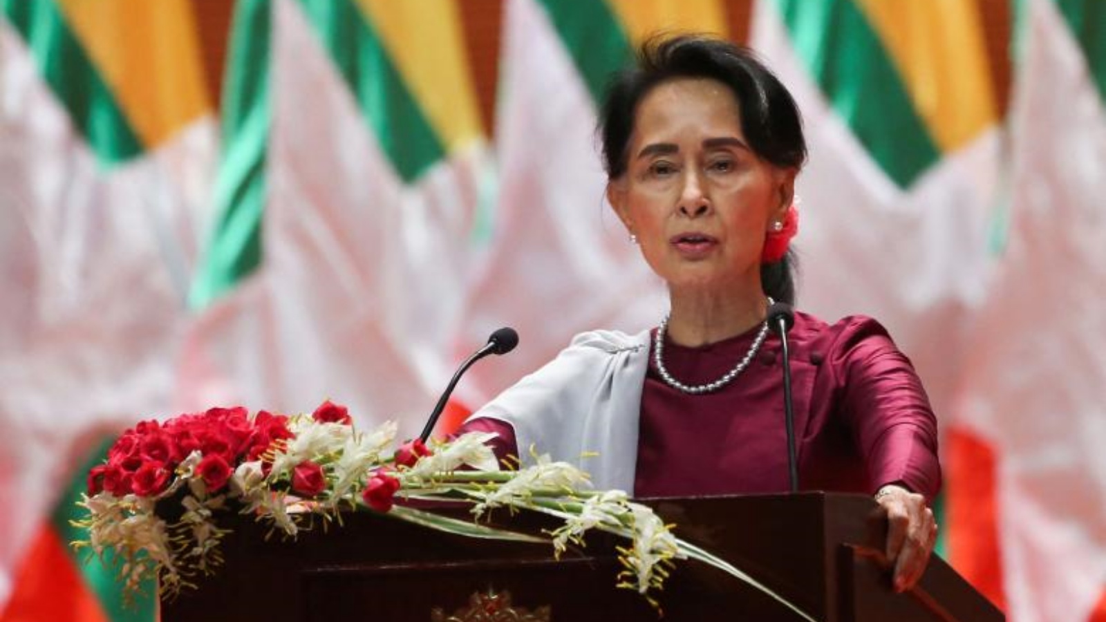الزعيمة المدنية البرومية السابقة أونغ سان سو تشي في ميانمار (أرشيفية)