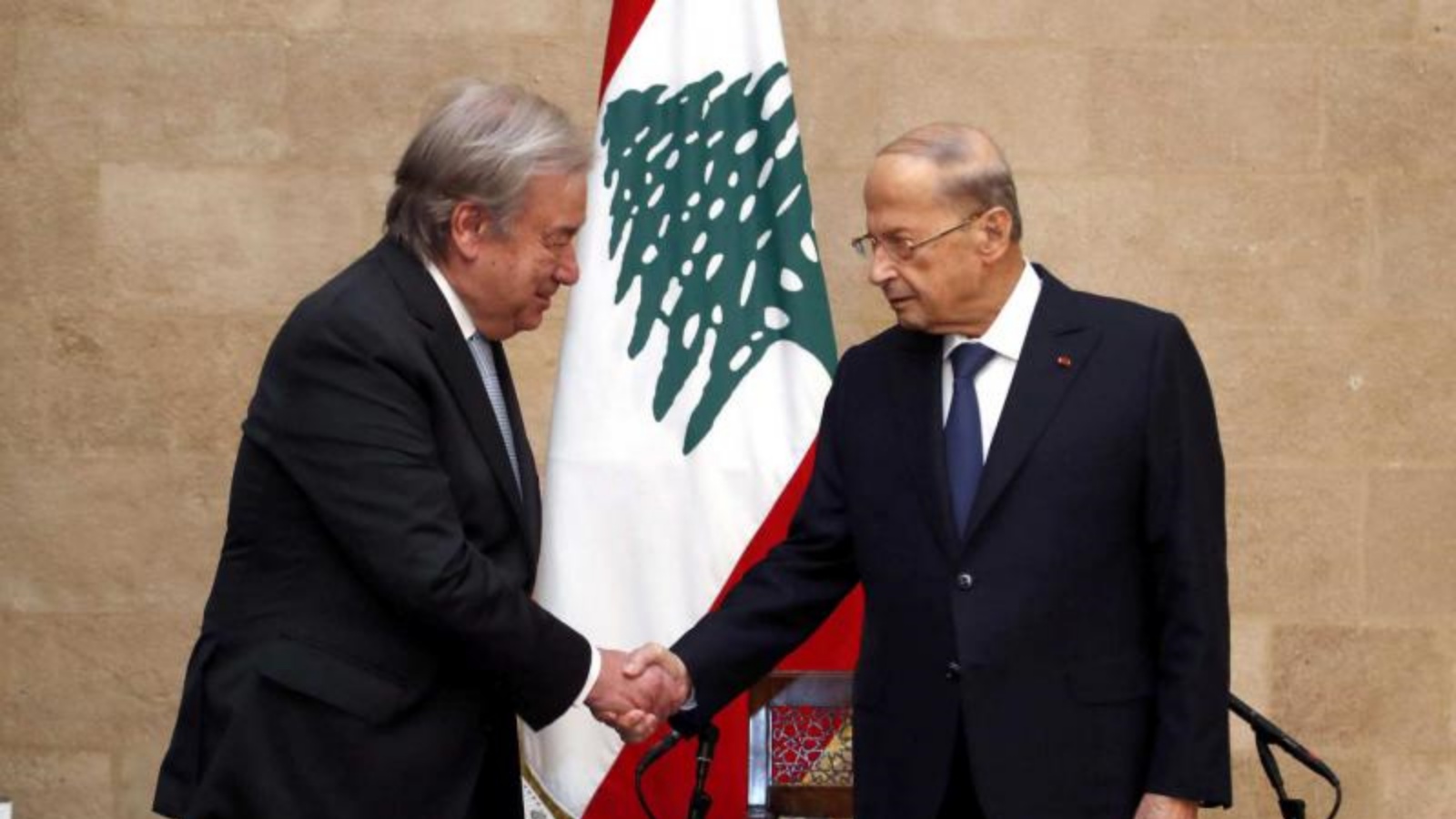 الأمين العام للأمم المتحدة أنطونيو غوتيريش يلتقي بالرئيس اللبناني ميشال عون في بعبدا، لبنان. 19 كانون الأول/ديسمبر 2021.