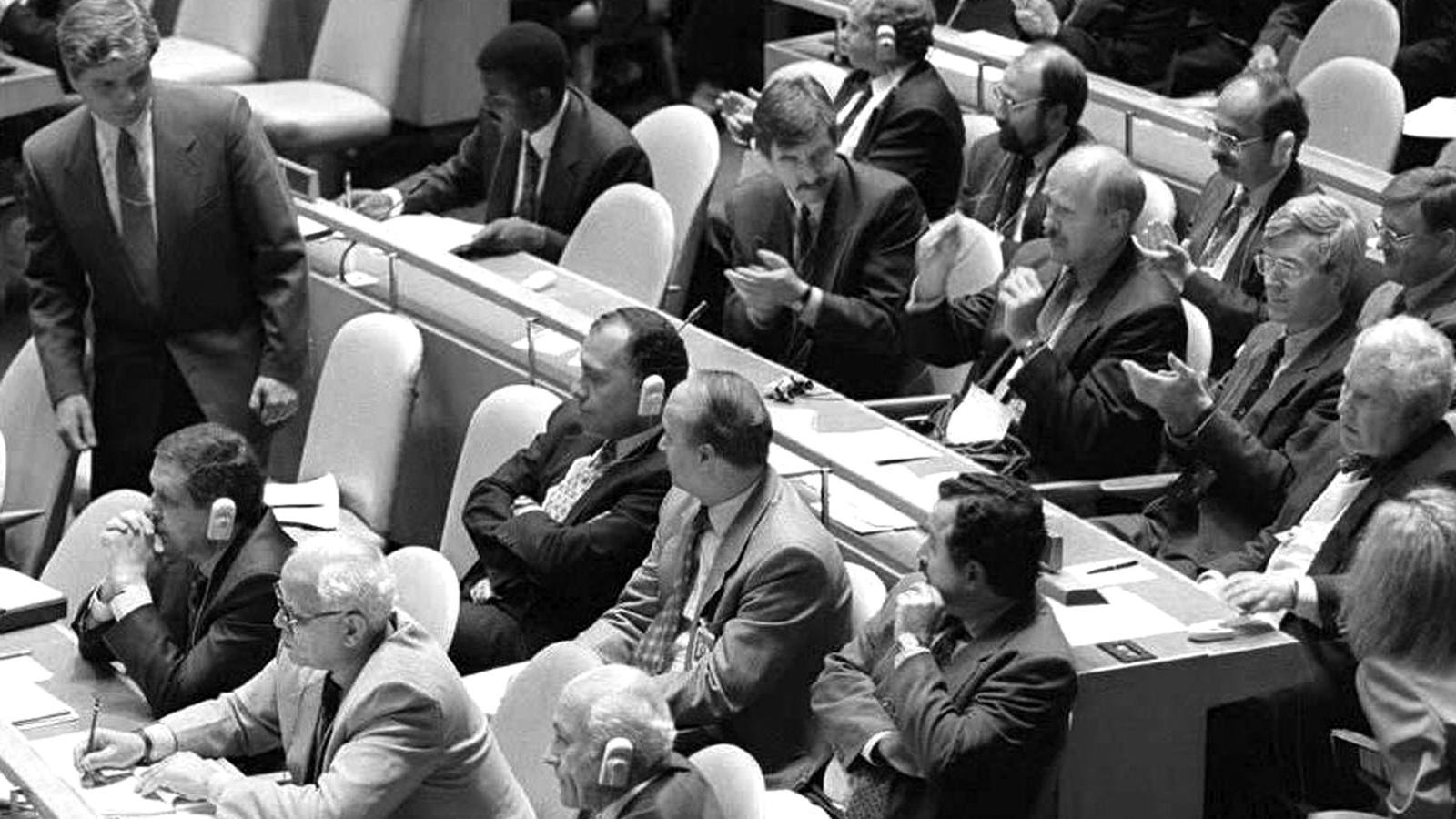 الدول الأطراف تصوت على تمديد معاهدة حظر انتشار الأسلحة النووية إلى أجل غير مسمى في 11 أيار/ مايو 1995 في مقر الأمم المتحدة في نيويورك.
