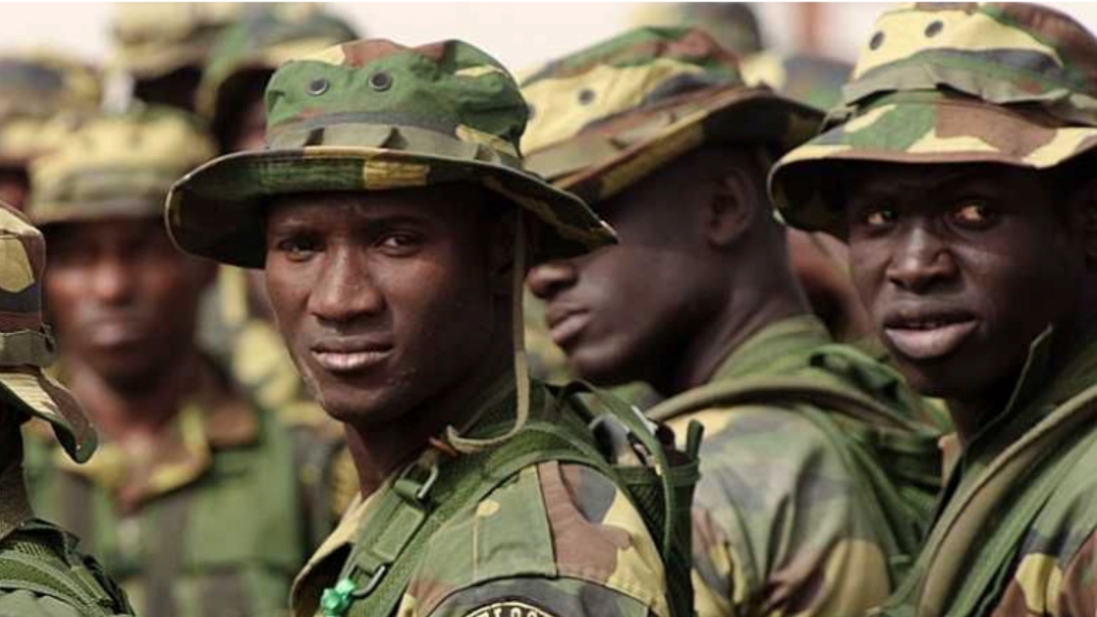 عناصر من الجيش السنغالي