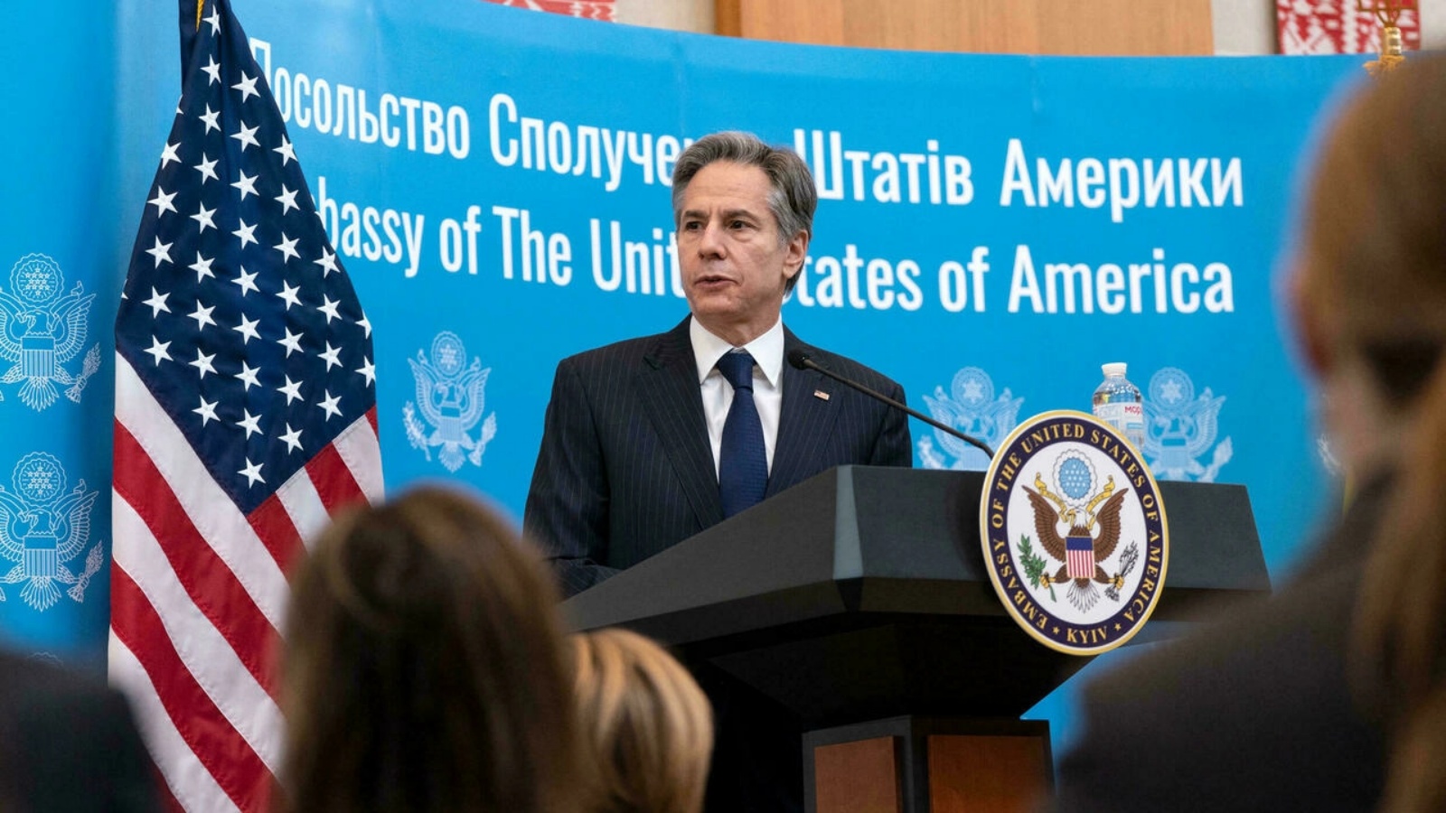 وزير الخارجية الأميركي أنتوني بلينكين في السفارة الأميركية في كييف في 19 يناير 2022