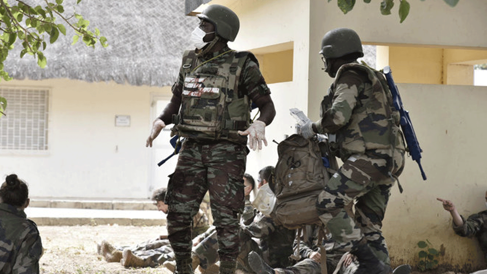 قُتل ثلاثة جنود في الاشتباكات التي اندلعت يوم 24 كانون الثاني/ يناير بين الجيش السنغالي ومتمردين من حركة القوى الديمقراطية في كازامانس.