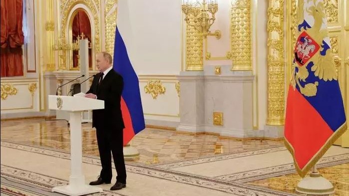 الرئيس الروسي فلاديمير بوتين متحدثًا في الكرملين في ديسمبر الماضي