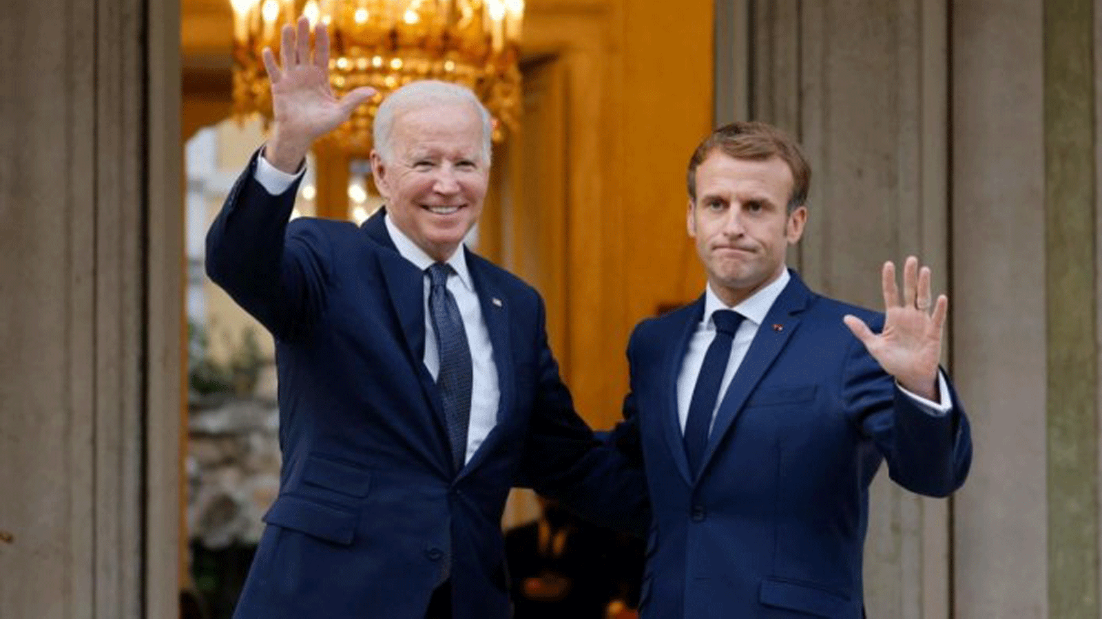 الرئيسان الفرنسي إيمانويل ماكرون والأميركي جو بايدن