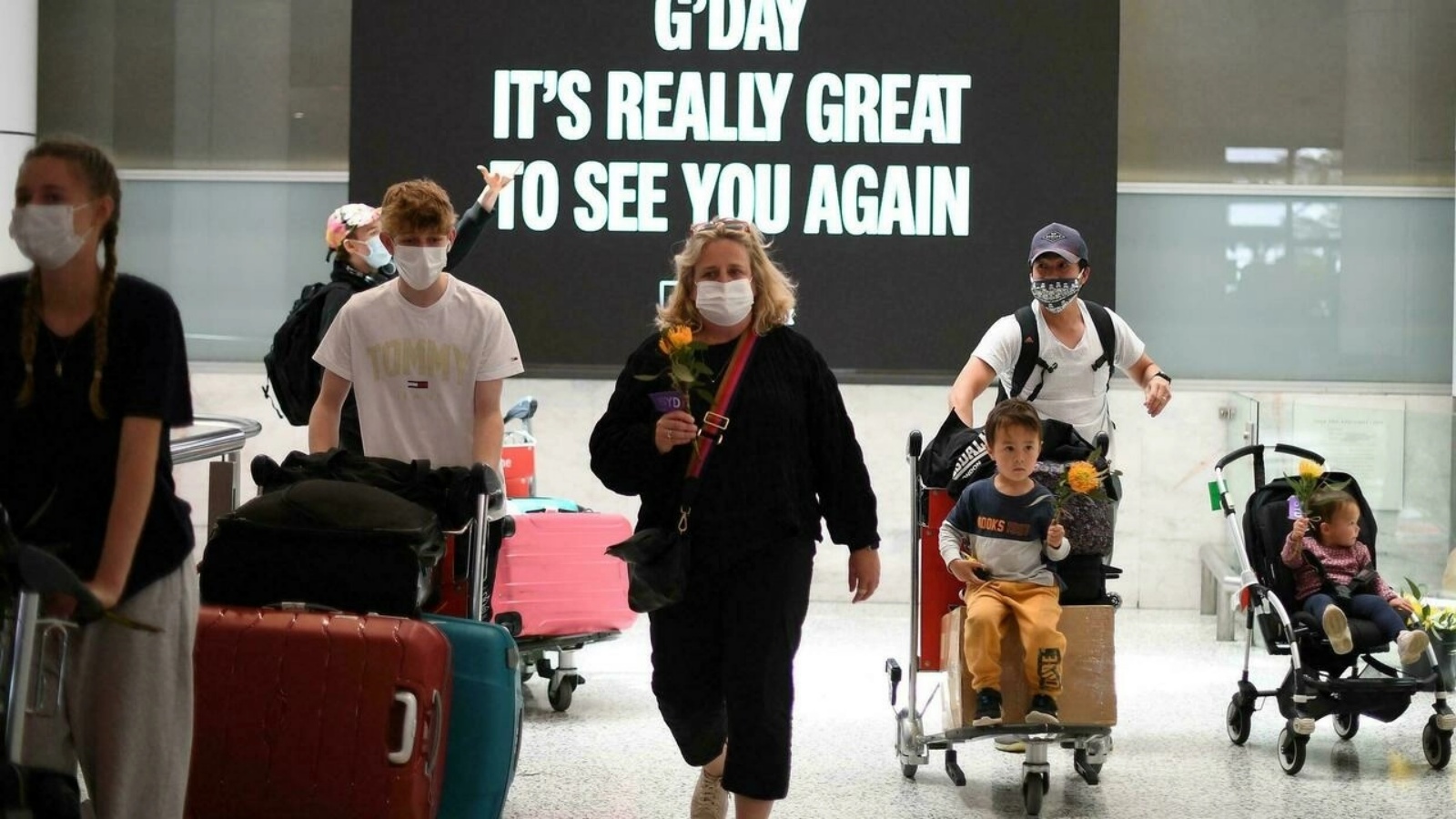 مسافرون يصلون إلى مطار سيدني العام الماضي
