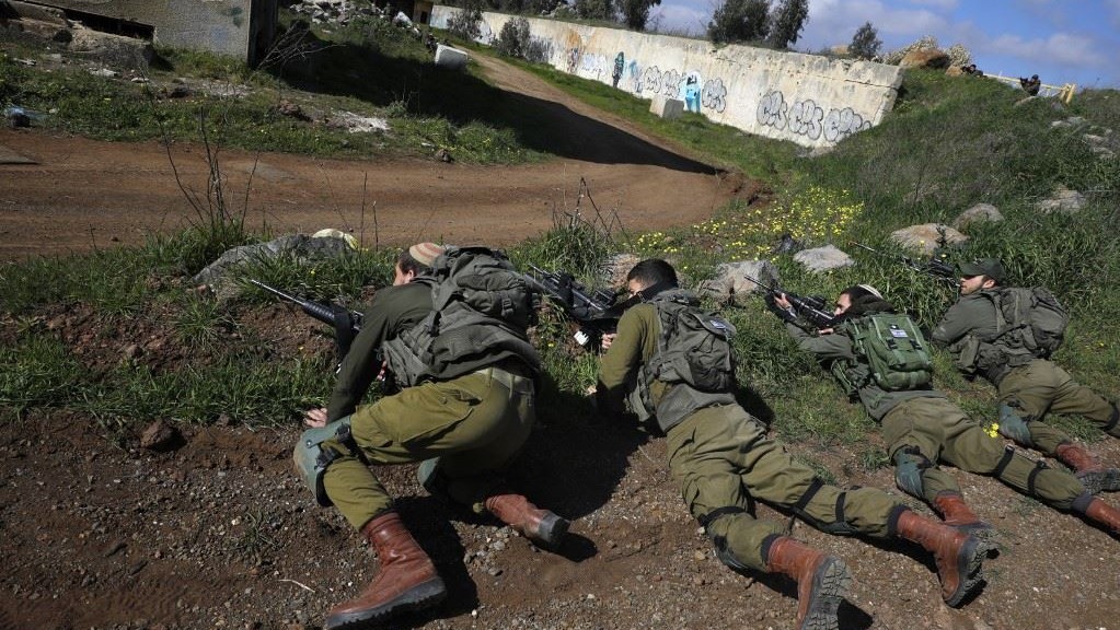 جنود إسرائيليون يشاركون في مناورات عسكرية في الجولان
